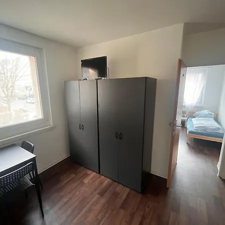 Guenstige Mitarbeiterunterkunft Im Lage *