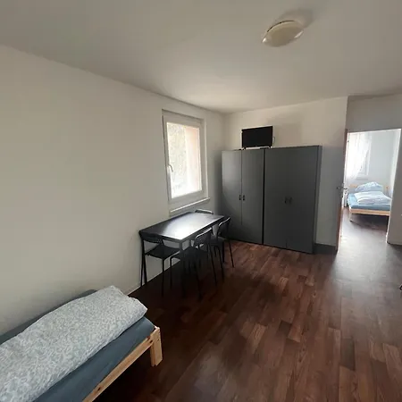 Guenstige Mitarbeiterunterkunft Im Lage * Chemnitz