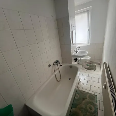 Apartment Guenstige Mitarbeiterunterkunft Im Lage