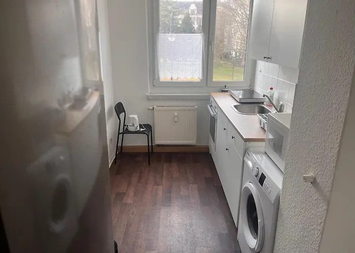 Guenstige Mitarbeiterunterkunft Im Lage * Chemnitz