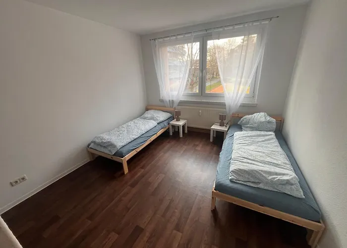 Guenstige Mitarbeiterunterkunft Im Lage Apartment Chemnitz